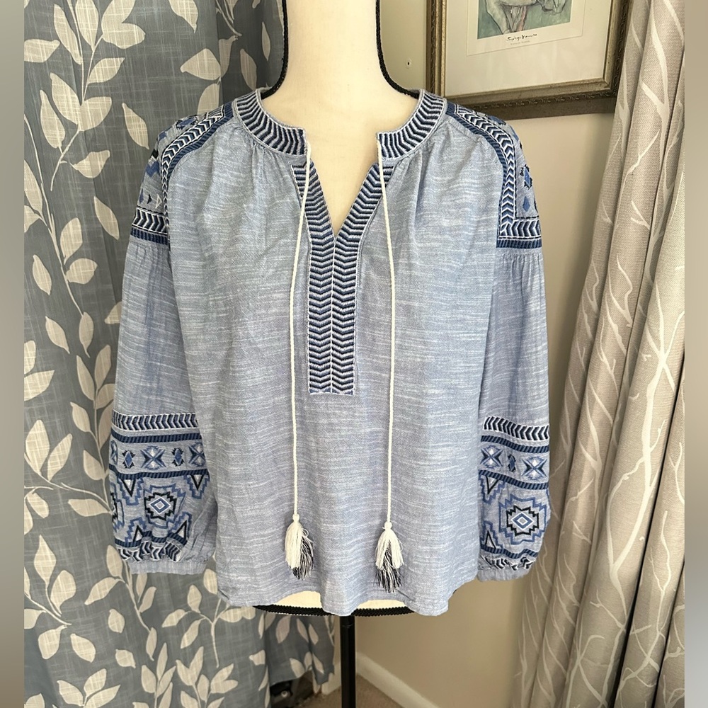 Chic Light Blue Embroidered Blouse
